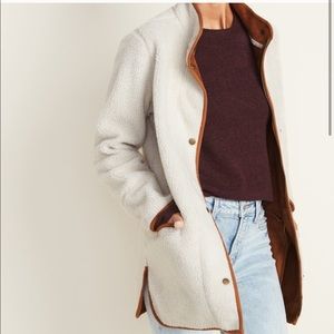 LIKE NEW EUC Old Navy Sherpa Jacket
